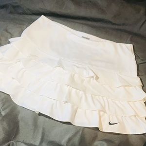 Nike Tiered Ruffle Tennis Skirt EUC